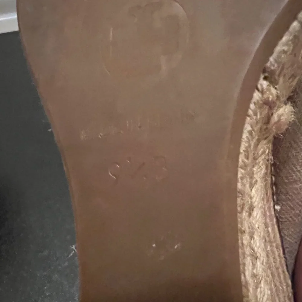 Tory Burch natural linen Canvas Jakie Peep Toe Espadrille in 9.5.